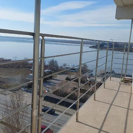 Magnum Black Sea Apartment *
